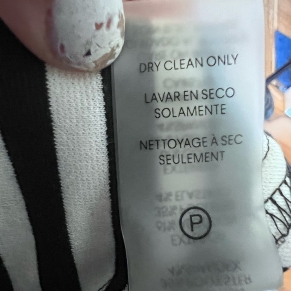 𝅺KARL Lagerfeld Paris Black and White Stipe V Neck A-Line Dress NWOT - Picture 9 of 9